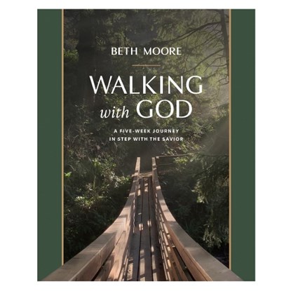 Walking with God, Beth Moore - Paperback - 9798400510175
