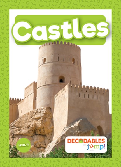 Castles, Louise Nelson - Paperback - 9798889969433