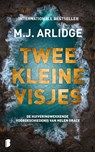 Twee kleine visjes - M.J. Arlidge - 9789022594568