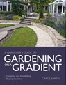 Gardener's Guide to Gardening on a Gradient - Carol Smith - 9780719840685