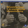 Menswetenschappen in de verpleegkundige beroepsuitoefening - H.M. de Vocht ; J.H.J. de Jong - 9789031325726