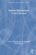 Nuclear Disarmament | Bard Steen ; Olav Njolstad | 