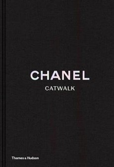 Chanel : the complete karl lagerfeld collections