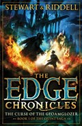 The Edge Chronicles 1: The Curse of the Gloamglozer | Paul Stewart ; Chris Riddell | 