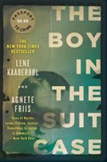 The Boy In The Suitcase | Kaaberbol, Lene ; Friis, Agnete | 