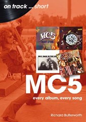MC5 On Track Short
