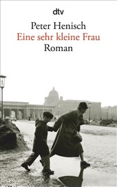 Eine sehr kleine Frau