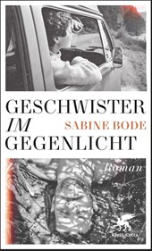 Geschwister im Gegenlicht