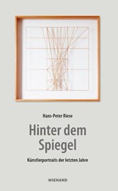 Hinter dem Spiegel