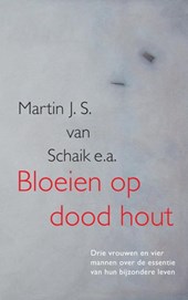 Bloeien op dood hout