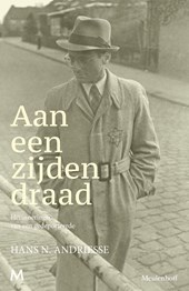 Aan een zijden draad
