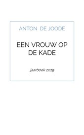 Een vrouw op de kade