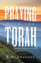 Praying with the Torah
