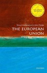 The European Union - John (Reader in Politics Pinder ; Simon (Formerly Honorary Professor at the College of Europe Usherwood - 9780198808855