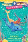 Mermaid Academy #4: Amber and Flash - Julie Sykes - 9780593899816