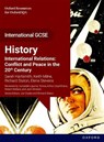 OxfordAQA International GCSE History (9245): International Relations: Conflict and Peace in the 20th Century Student Book - Elena Stevens ; Sarah Hartsmith ; Richard Staton ; Keith Milne - 9781382075596