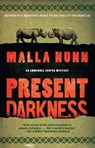 Present Darkness - Malla Nunn - 9781451616965