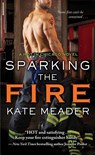 Sparking the Fire - Kate Meader - 9781476785936