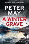 A Winter Grave - Peter May - 9781529428520