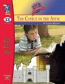The Castle it the Attic, by Elizabeth Winthrop Lit Link Grades 4-6 - Ron Leduc - 9781550355185