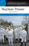 Nuclear Power - Harry Henderson - 9781610693967
