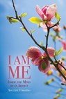 I Am Me - Angelise Tomasino - 9781646109791