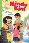 Mindy Kim and the Fun Family Vacation - Lyla Lee - 9781665935845