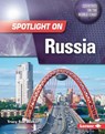 Spotlight on Russia - Tracy Sue Walker - 9781728492025