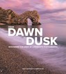 From Dawn to Dusk - Ross Hoddinott ; Mark Bauer - 9781781454947