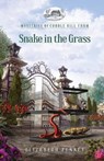 Snake in the Grass - Elizabeth Penney - 9781961441255