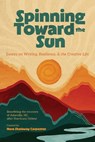 Spinning Toward the Sun - Nora Shalaway Carpenter ; Sean Petrie ; Erin Entrada Kelly - 9781961853072