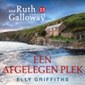 Een afgelegen plek - Elly Griffiths - 9789026174896