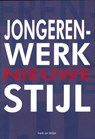 Jongerenwerk nieuwe stijl - Frank van Strijen - 9789088502552