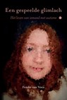 Een gespeelde glimlach - Femke van Veen - 9789465289038
