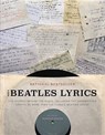 The Beatles Lyrics: The Stories Behind the Music, Including the Handwritten Drafts of More Than 100 Classic Beatles Songs - Hunter Davies - 9780316247177