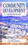 Community Development in South Wales - Steve Clarke ; Martin Hoban ; Antonina Mendola ; Derith J. Powell - 9780708317341
