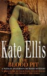 The Blood Pit - Kate Ellis - 9780749908812