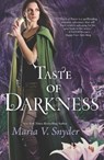 Taste of Darkness - Maria V. Snyder - 9780778315858