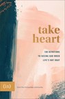Take Heart – 100 Devotions to Seeing God When Life`s Not Okay - Grace Cho ; Anna Rendell - 9780800738075