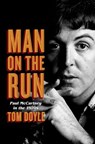 Man on the Run - Tom Doyle - 9780804179157