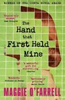 The Hand That First Held Mine - Maggie O'Farrell - 9781035430093