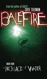 A Necklace of Water - Cate Tiernan - 9781101564936