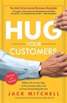 Hug Your Customers - Jack Mitchell - 9781401300340