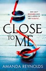 Close To Me - Amanda Reynolds - 9781472291257