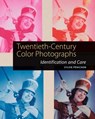 20TH-CENTURY COLOR PHOTOGRAPHS - Sylvie Pénichon - 9781606061565