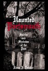 Haunted Portsmouth - Roxie J. Zwicker - 9781625844828