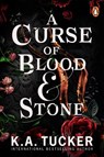 A Curse of Blood and Stone - TUCKER,  K.A. - 9781804944974