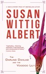 The Darling Dahlias and the Voodoo Lily - Susan Albert - 9781952558122