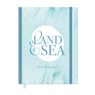 Reisetagebuch zum selber Schreiben inkl. Postkarten, Sammeltasche und herausnehmbaren Reiseplaner. Hardcover Urlaubstagebuch mit inspirierenden Zitaten zum Ausfüllen für bis zu 3 Wochen, inkl. Reisetipps. Stay Inspired! by Lisa Wirth - Lisa Wirth - 9783964439703