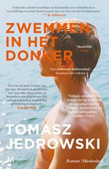 Zwemmen in het donker, Tomasz Jedrowski -  - 9789029097260